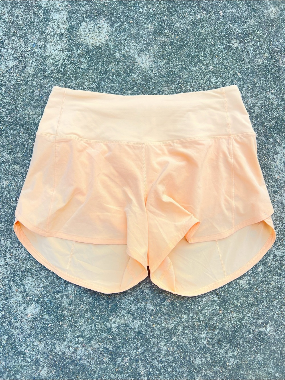 Lululemon Speed Up High Rise Lined Shorts Summer Glow Orange Size 6